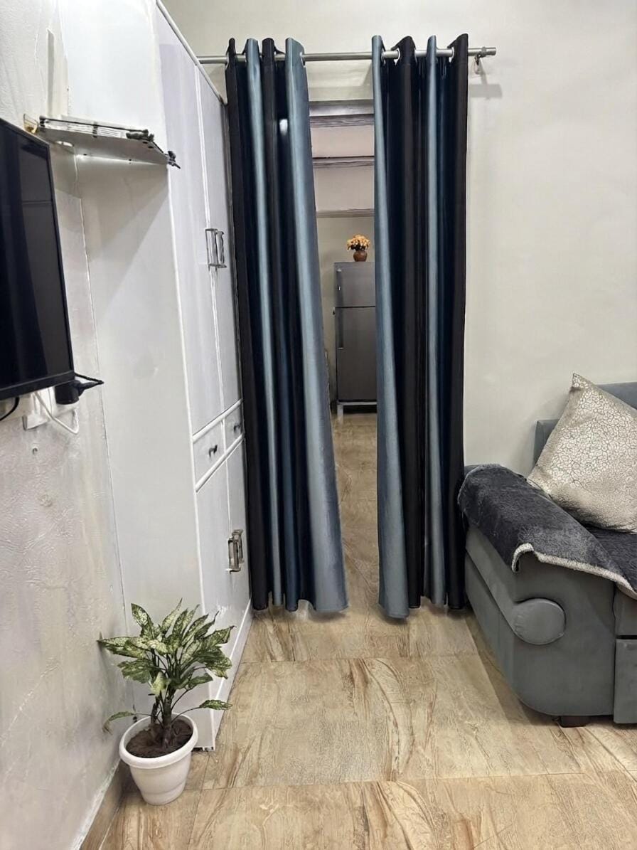 Living room, Photo of the whole room
