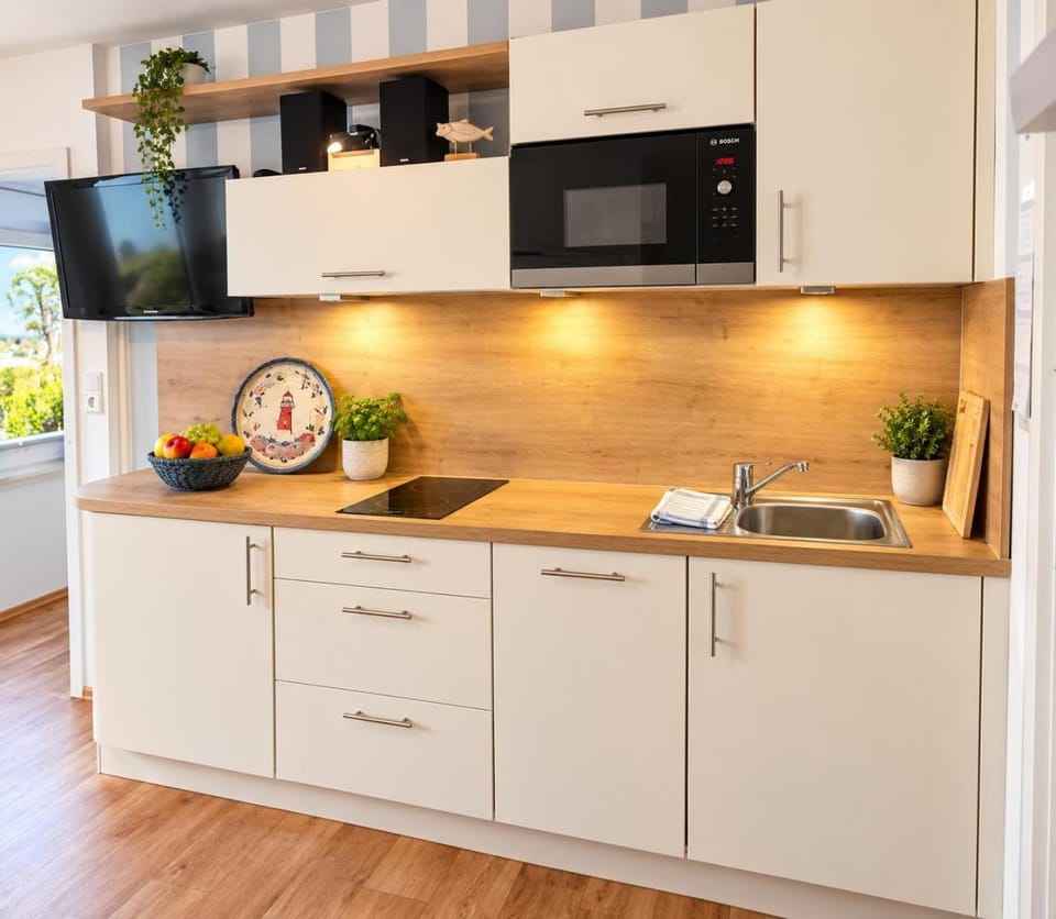 FeWo Steuerbord, Hermann Daur Weg 41, 27476 Cuxhaven-Duhnen Apartment in Cuxhaven