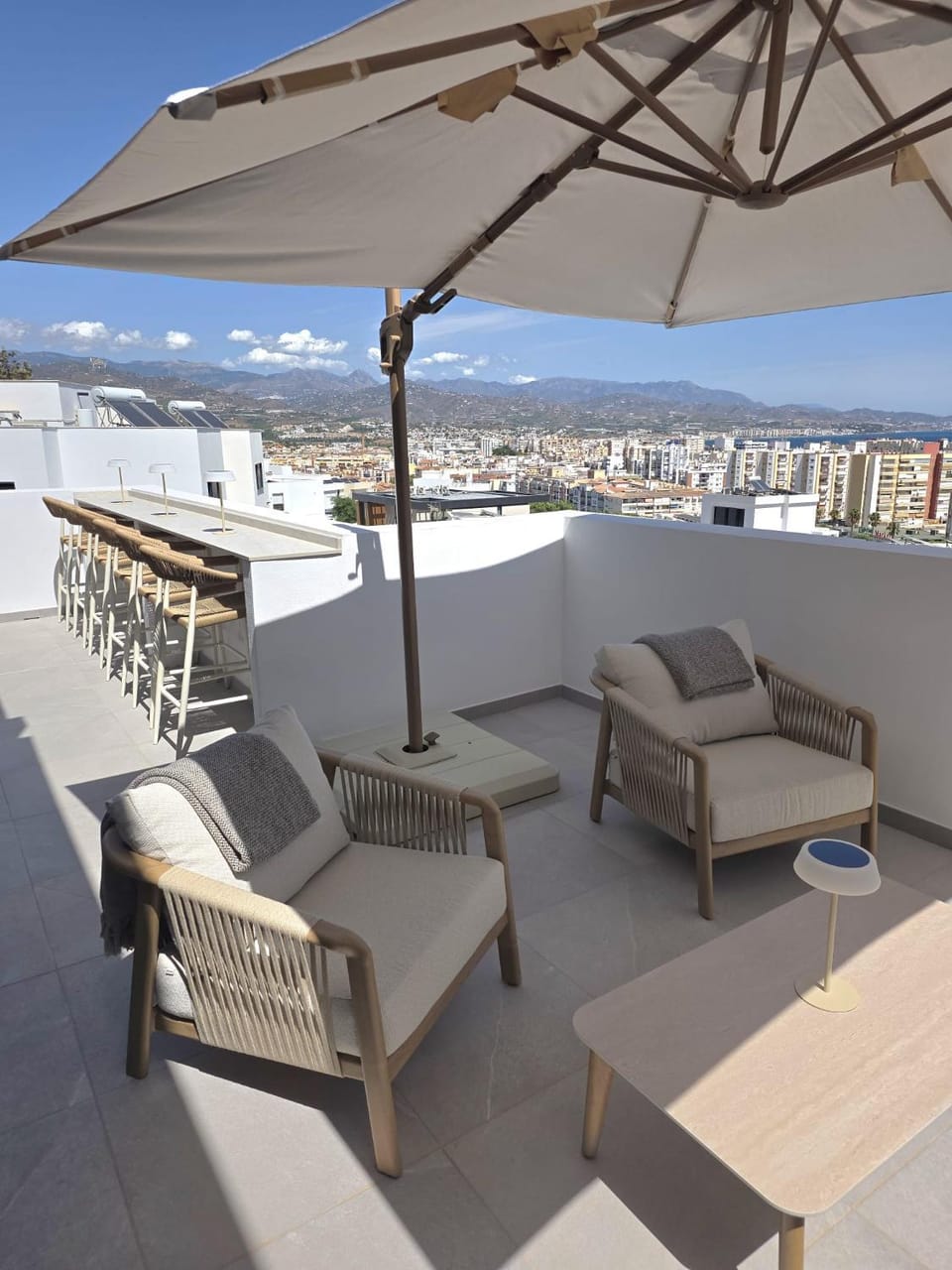 View (from property/room), Balcony/Terrace, Seating area