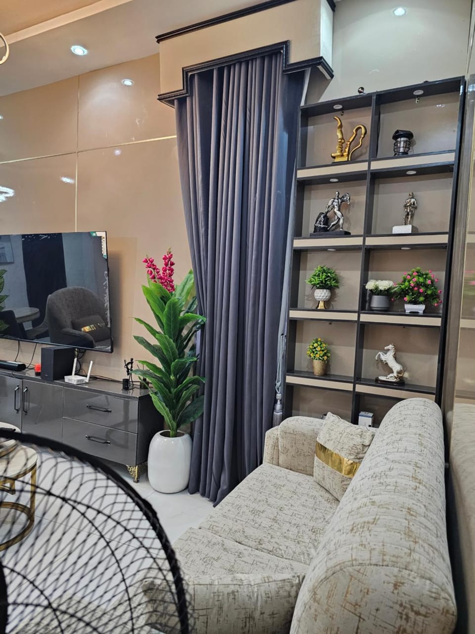Chogon properties Apartment in Lagos, Nigeria