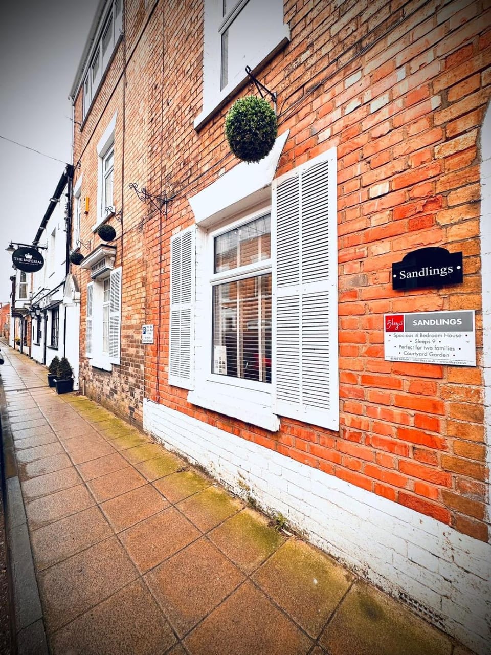 Property building, Street view
