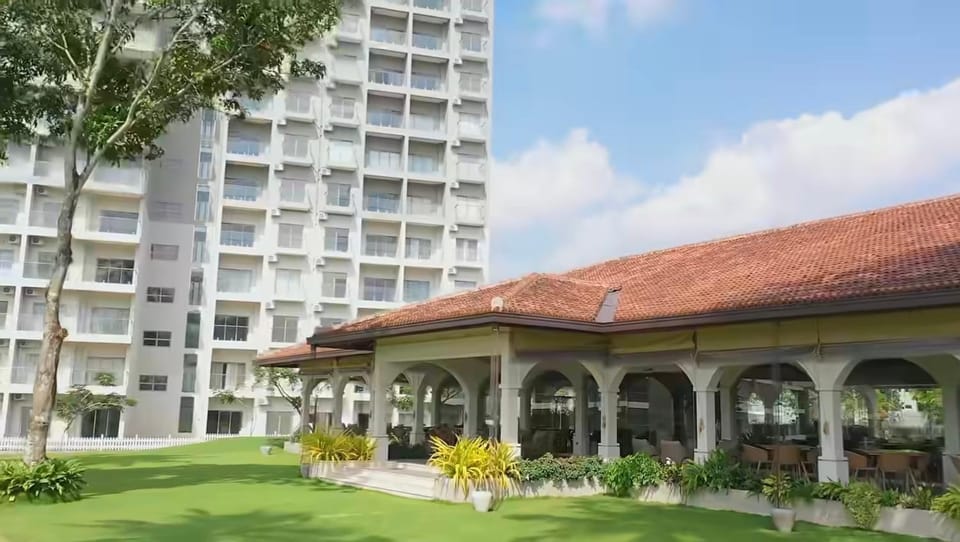 Canterbury Lexus U7 golf Apartment Apartment in Western Province