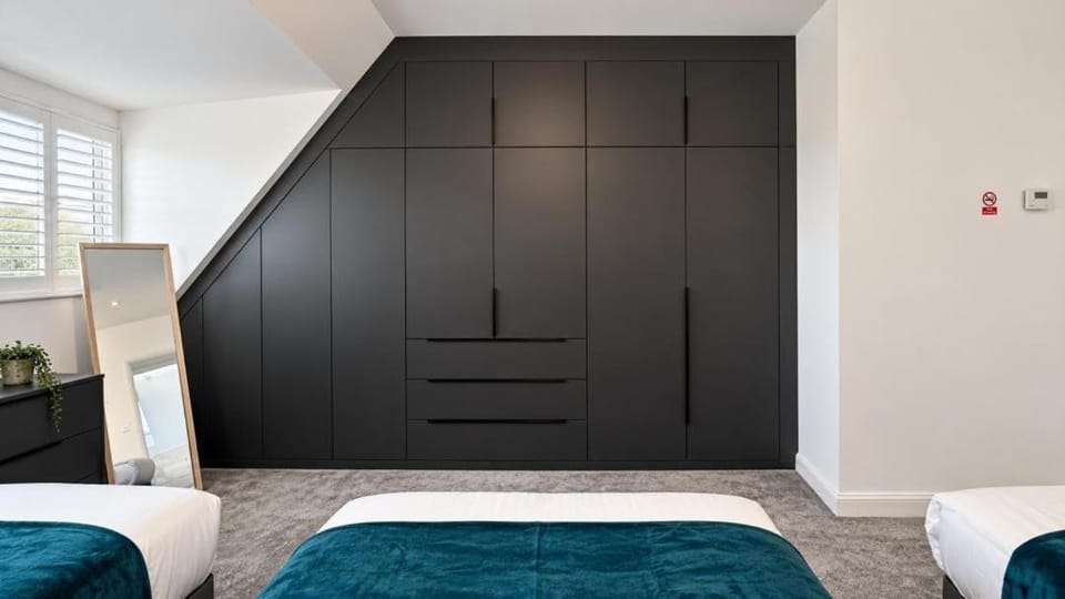 Bed, Bedroom