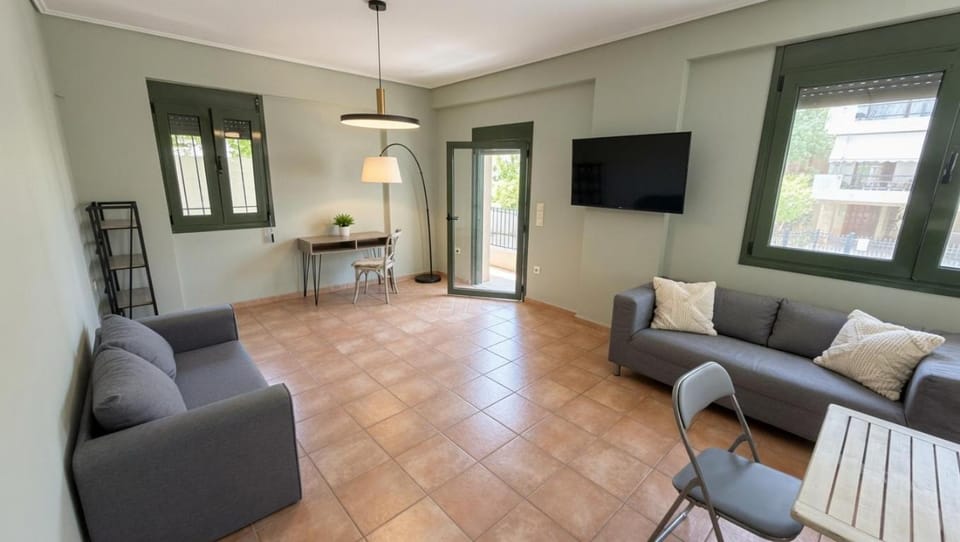 Glyfada Suite Prime no1 Apartment in South Athens