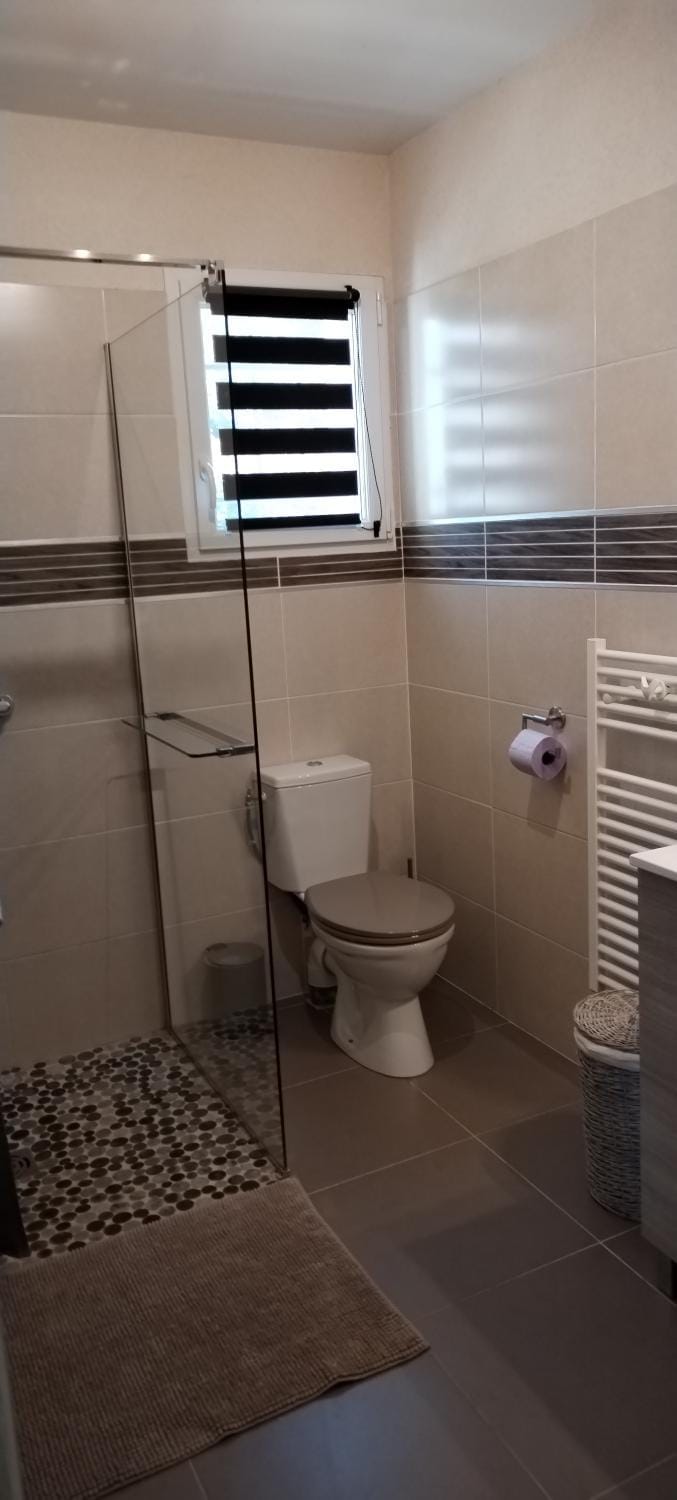 Shower, Toilet, Bathroom