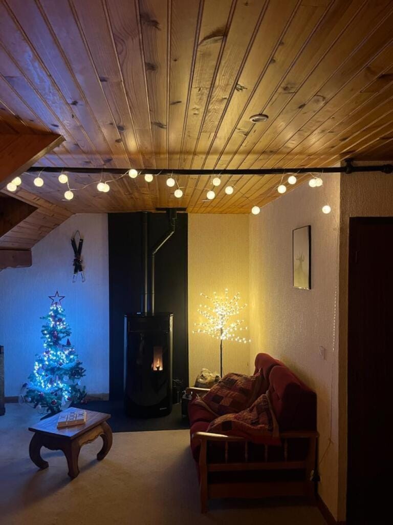 Ch4 lit 140 lavabo individuel, 2 sdb, 3 wc, cuisine, séjour partagés Bed and Breakfast in Occitanie