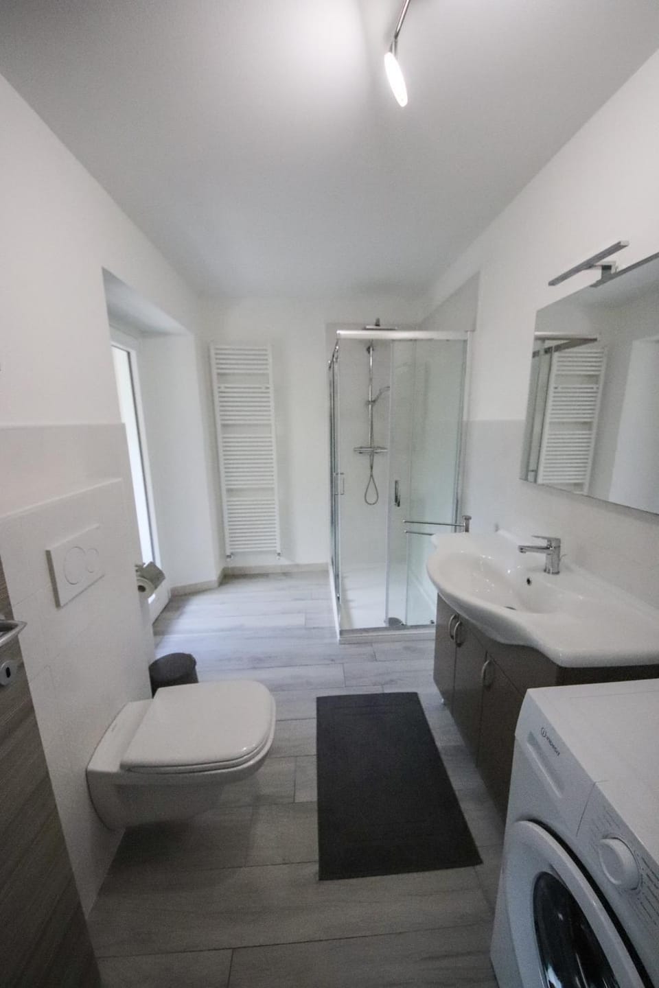 Shower, Toilet, Bathroom, washing machine