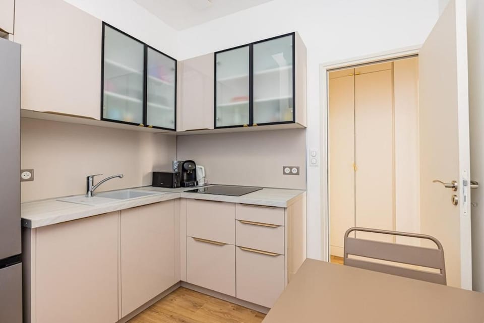 Mobility lease - Paris 11th - 2 bedrooms - Place de la Bastille Apartment in Paris