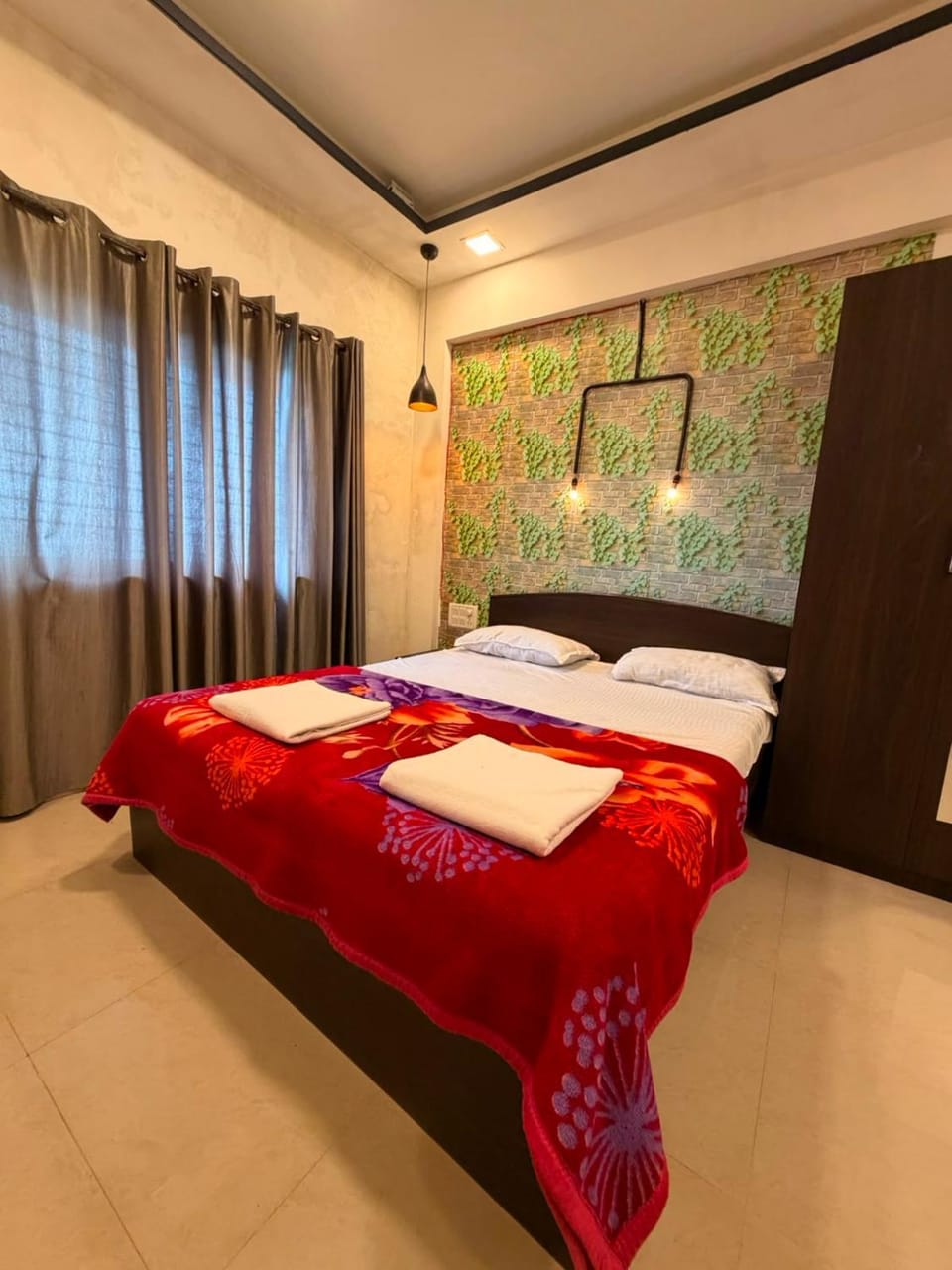 Malhar Valley View Panchagani Villa in Maharashtra