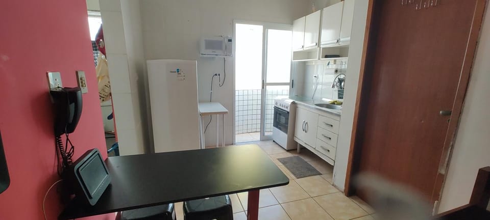 Kitchen or kitchenette, Living room, oven