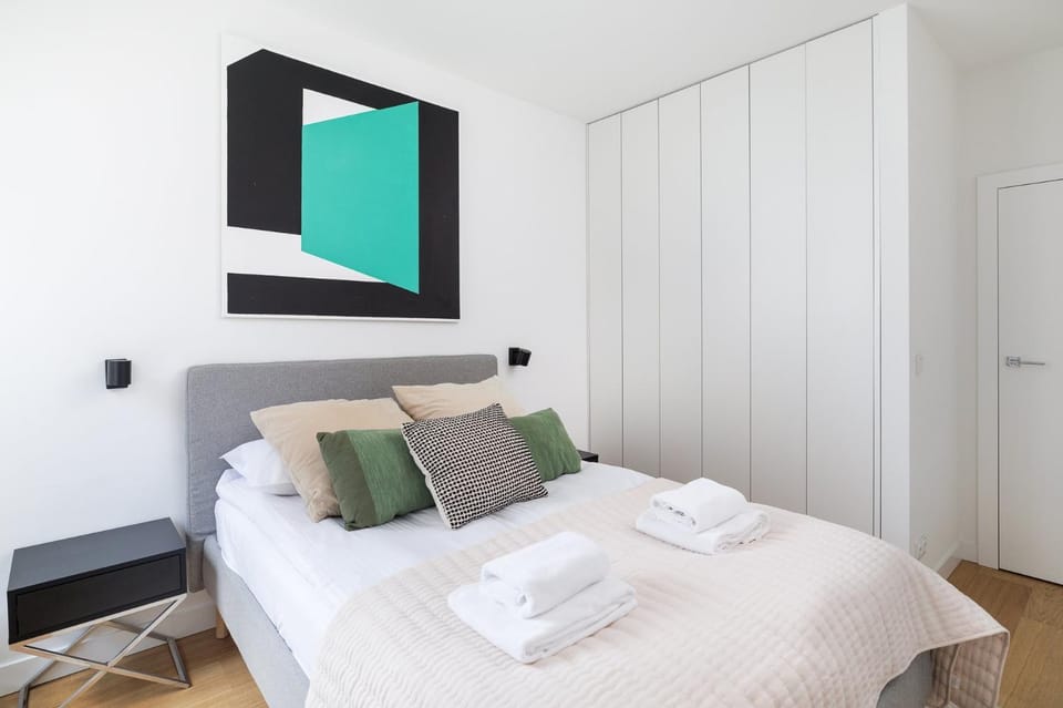 3-Bedroom Wola Apartment with Garden Tarrace Apartment in Warsaw