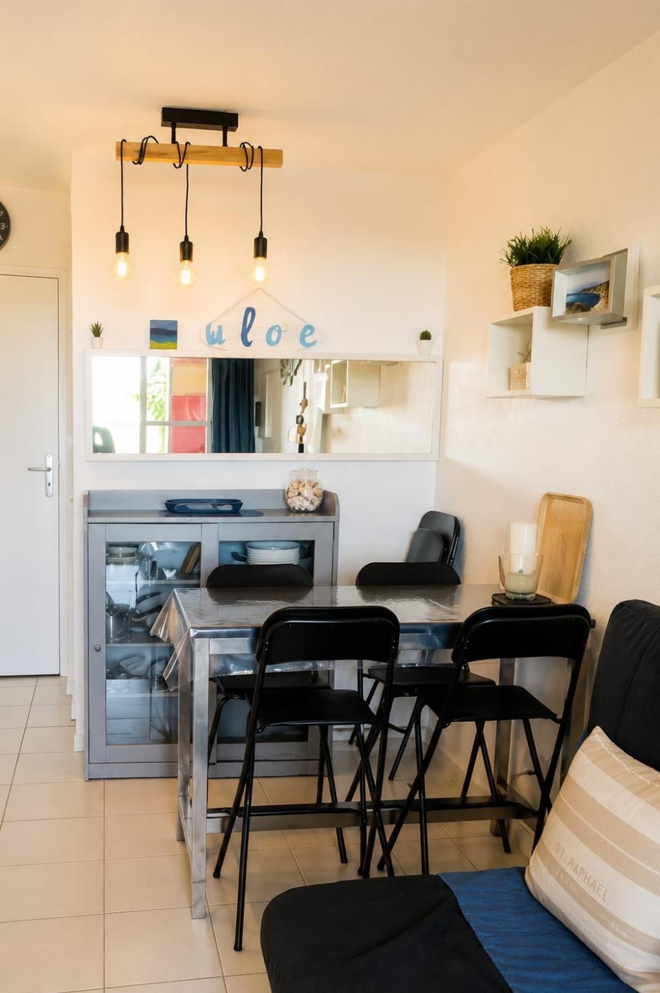 Studio rénové climatisé avec vue mer cap Esterel Apartment in Saint-Raphael