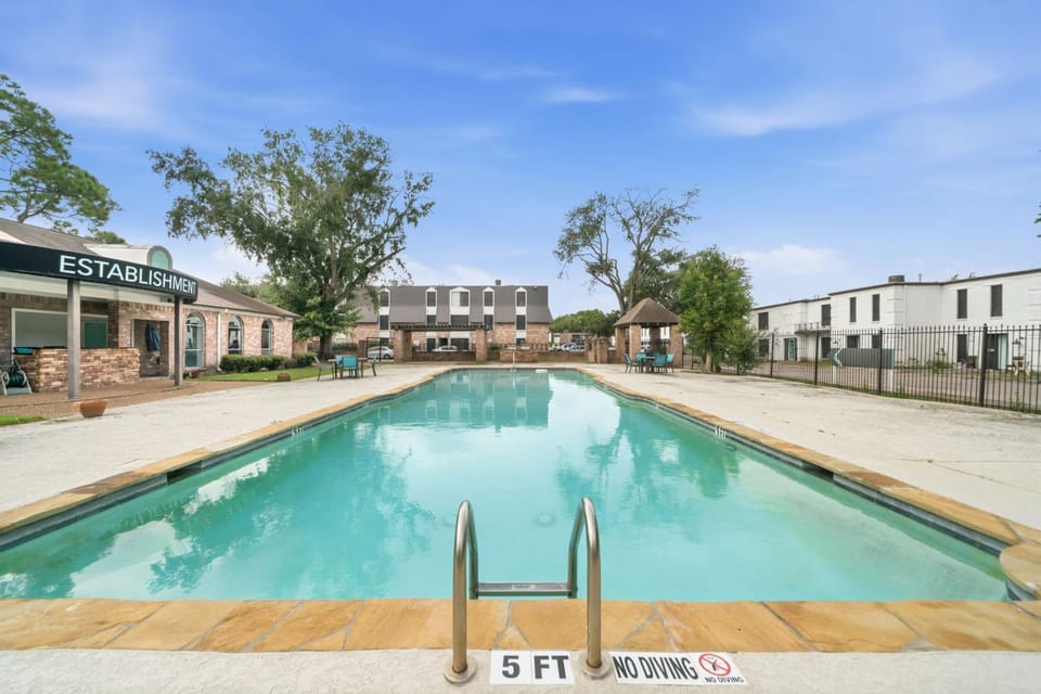 Chic 2BR Apt in Houston Apartment in Harris County
