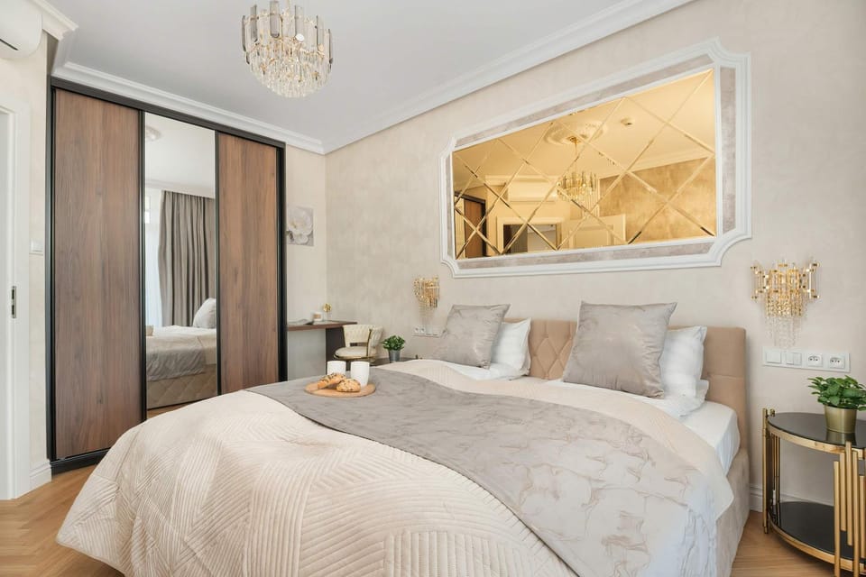Bed, Photo of the whole room, Bedroom, wardrobe
