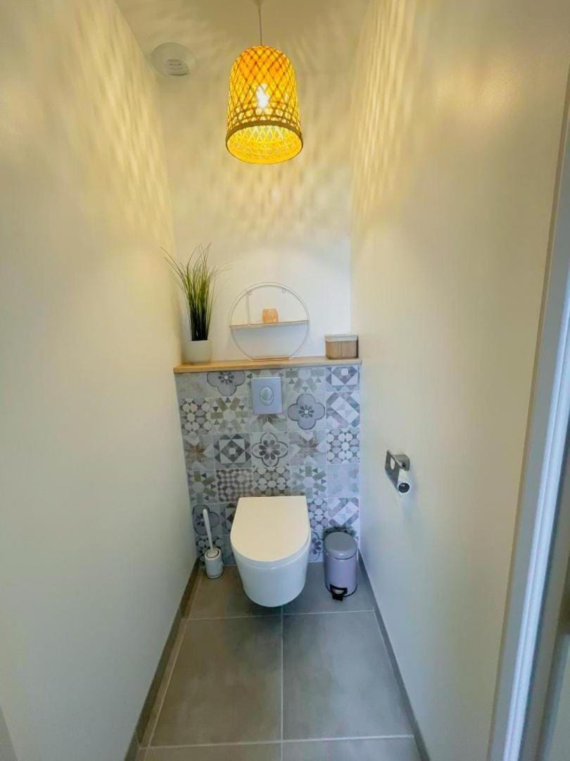 Toilet