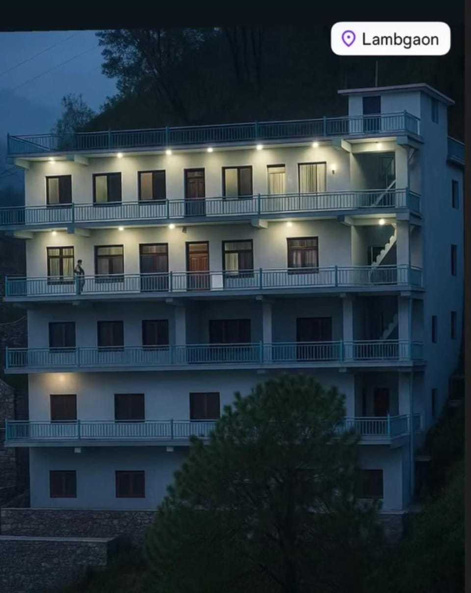 Panwar honestay Hotel in Uttarakhand
