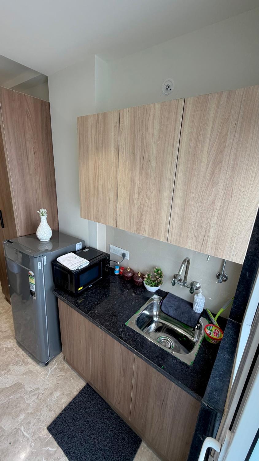 Kitchen or kitchenette