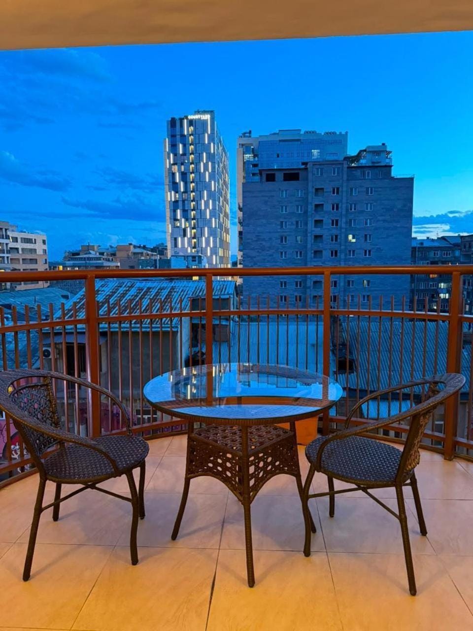 Top Location Northern Avenue and Republic Square, 2Bedroom & 2Bathroom BALCONY WITH STUNNING VIEW- CITY CENTER Apartment in Yerevan