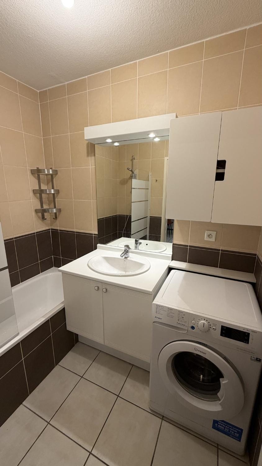 Le Cocon Grenoblois - Clim & Garage - proche Gare Apartment in Grenoble
