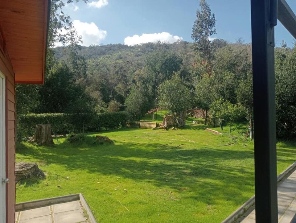 Entre boldos y noches estrelladas House in Santiago Metropolitan Region