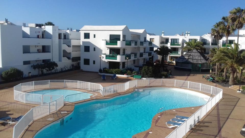 Garden, Swimming pool