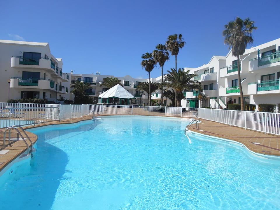 Garden, Swimming pool