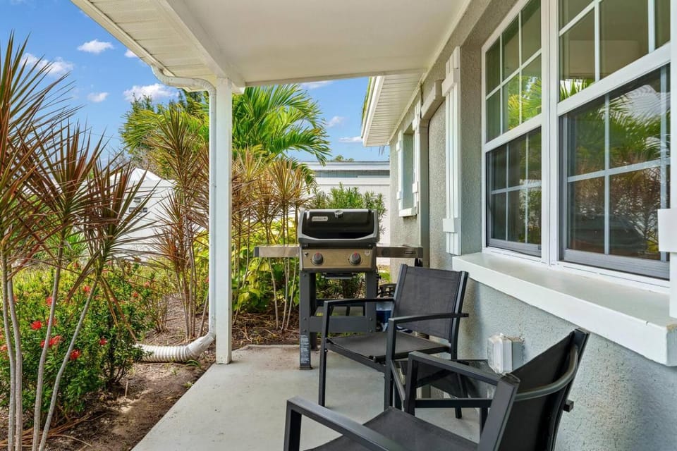 Patio, BBQ facilities, Garden, Seating area