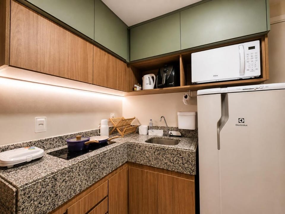 microwave, stove, toaster, kitchen