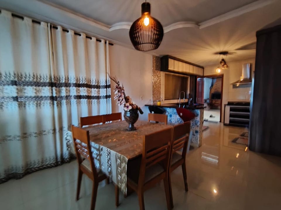 Casa ampla e confortável em Foz do Iguaçu Vacation rental in Foz do Iguaçu