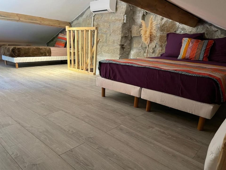 Beautiful, comfortable, renovated sheepfold, Alta Rocca Villa in Zonza