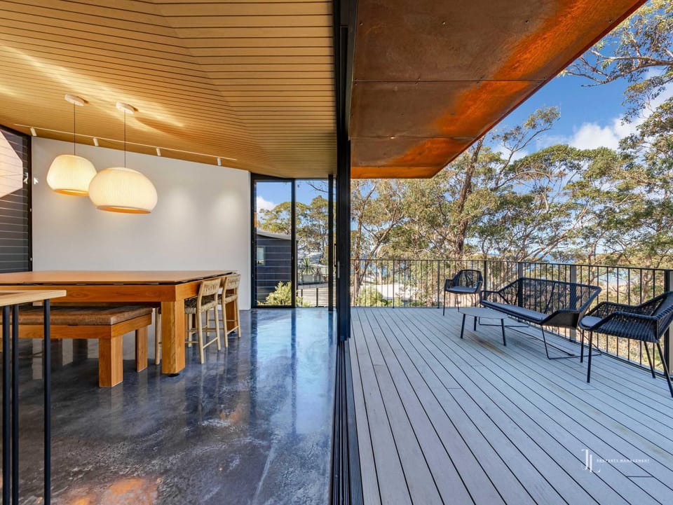 Rosedale House Beachside Luxury Coastal Retreat House in New South Wales