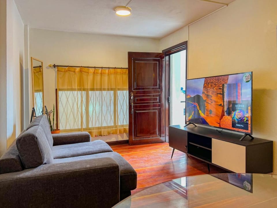 Colonial Retreat in Cuenca by the Tomebamba Apartment in Cuenca