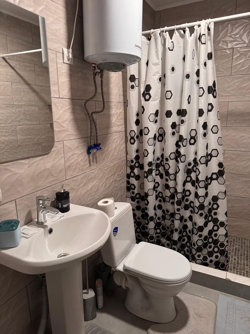 Над Прутом у Оксани Hotel in Ukraine