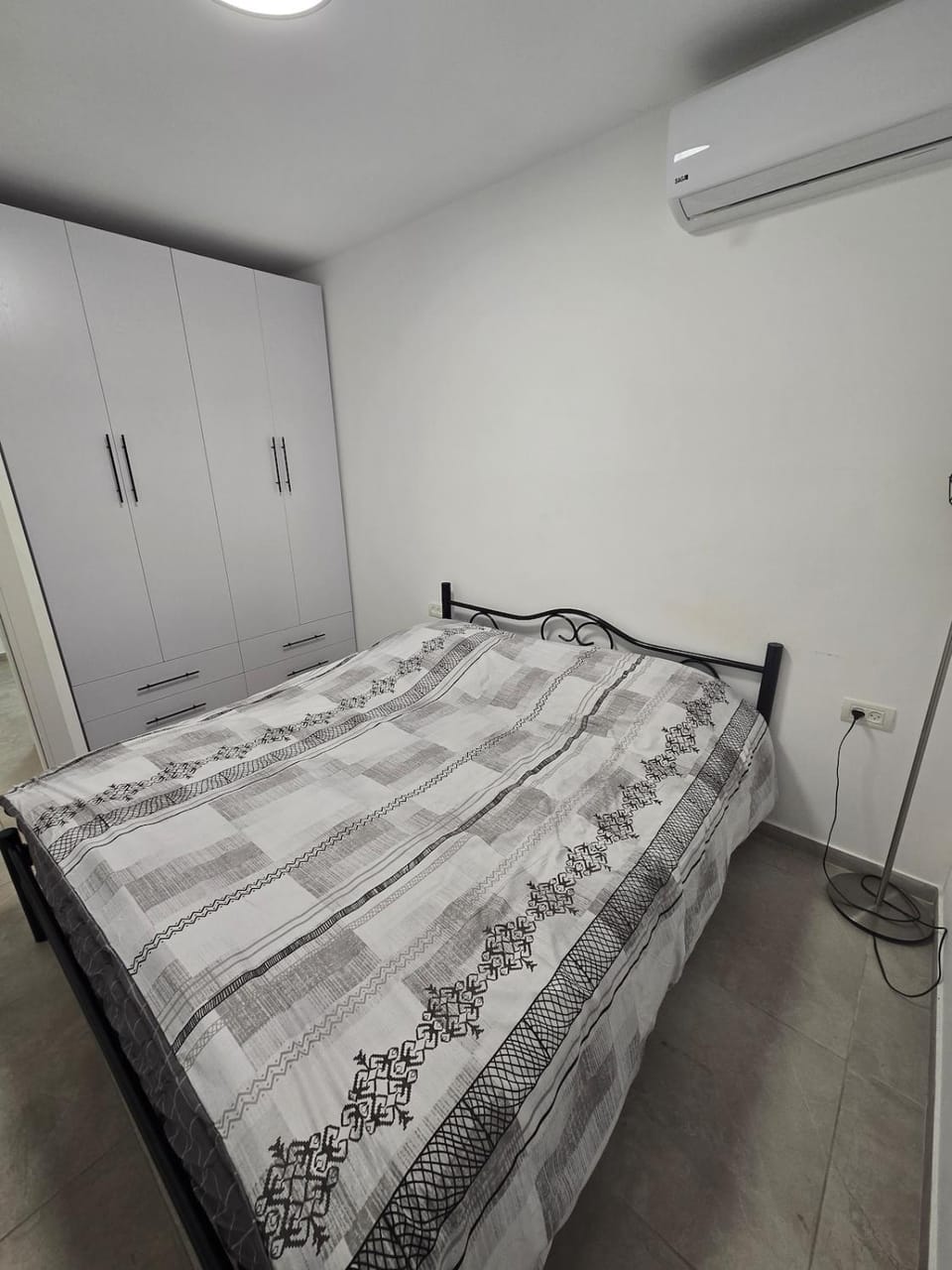 DrorZentrRishon Apartment in Center District