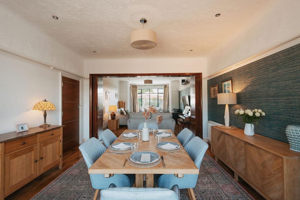 Harbour View by Navie Stays House in Poole