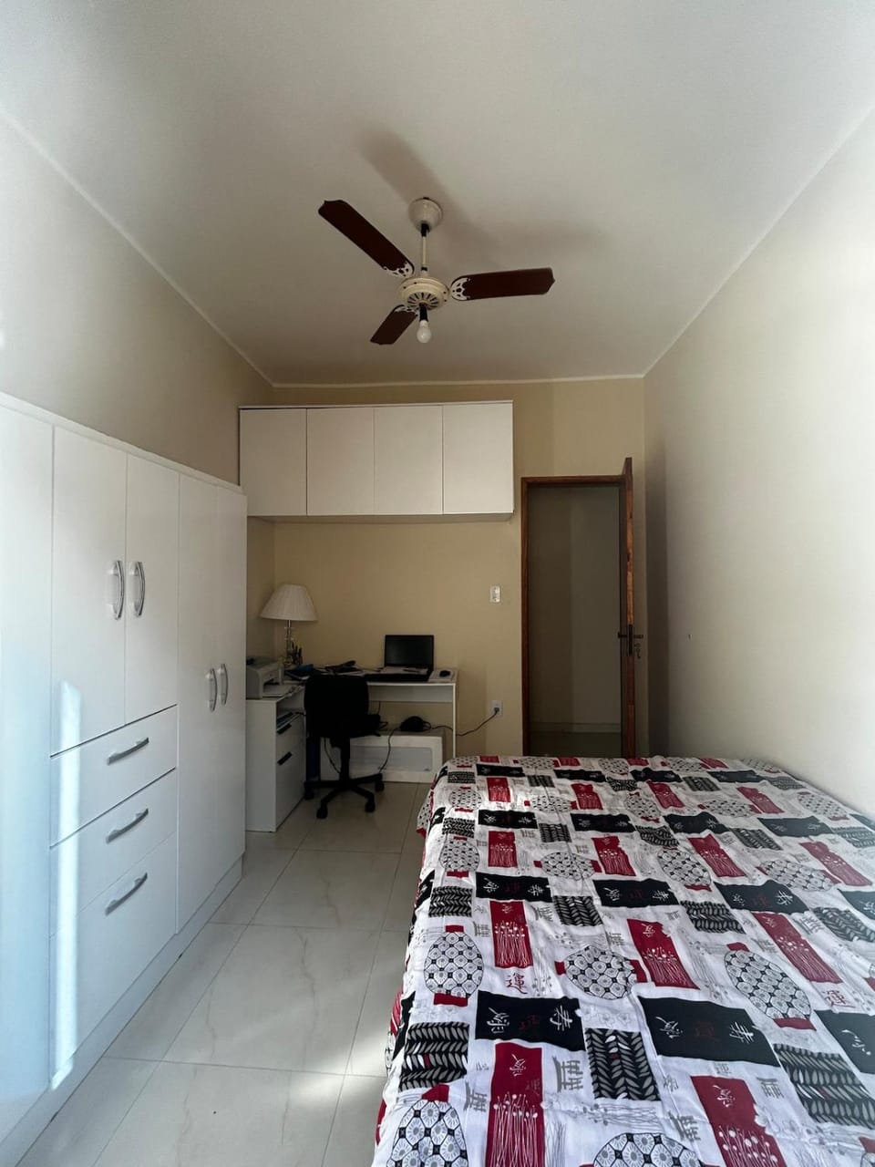 Bed, Photo of the whole room, Bedroom, wardrobe, air conditioner