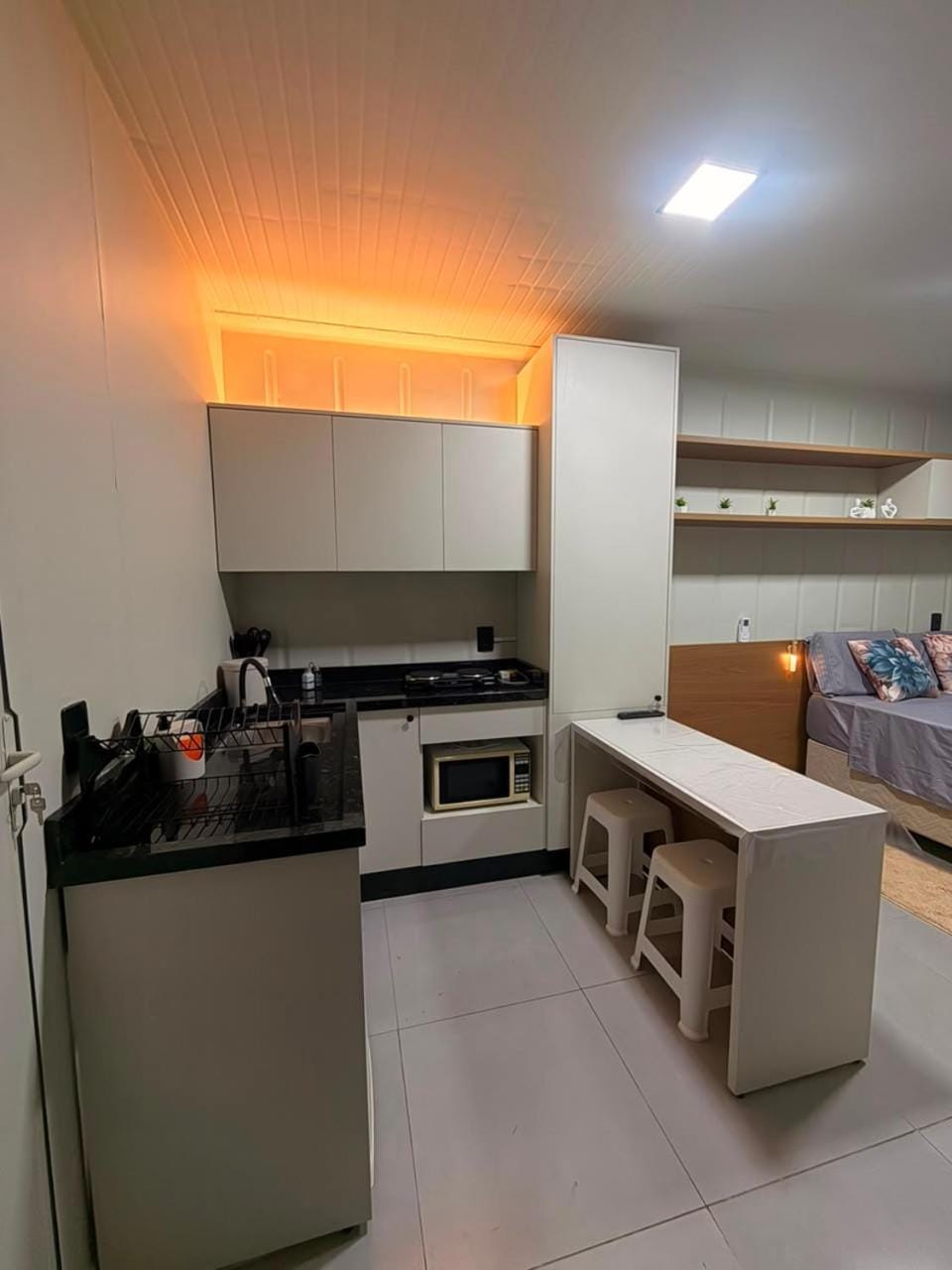 Dinner, toaster, kitchen