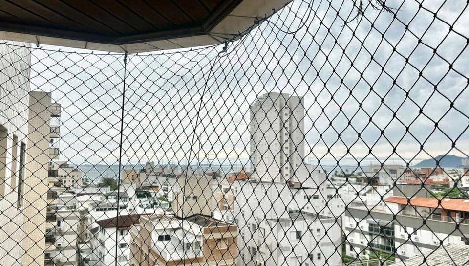 Apartamento Enseada 200 m do mar Apartment in State of São Paulo