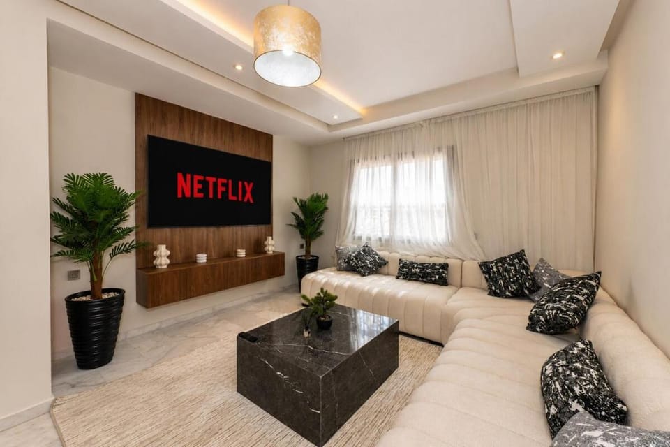 NEW Elegant 2 BR Glueliz, Heart of Marrakech Apartment in Marrakesh