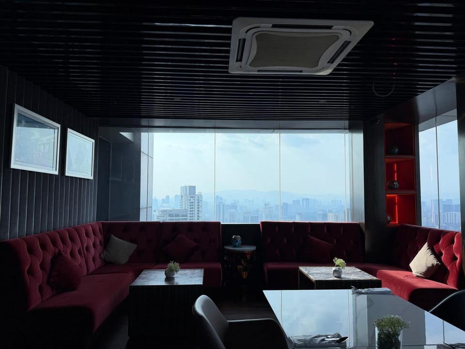 Platinum Skynest Klcc By UrbanHome Apartment in Federal Territory of Kuala Lumpur