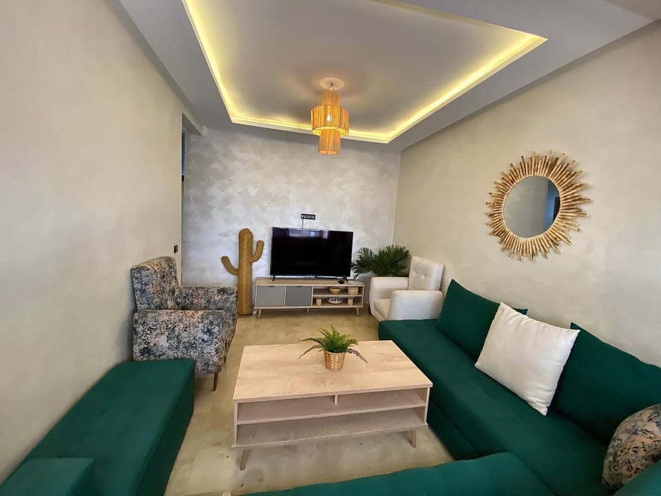 Luxury Guéliz 2Chambres Piscine Apartment in Marrakesh