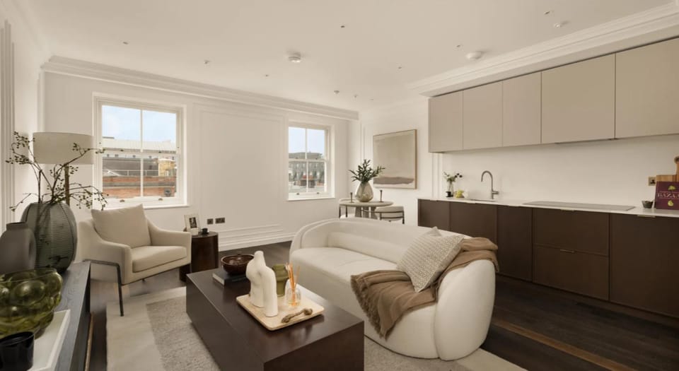 TV and multimedia, Kitchen or kitchenette, Living room, Seating area