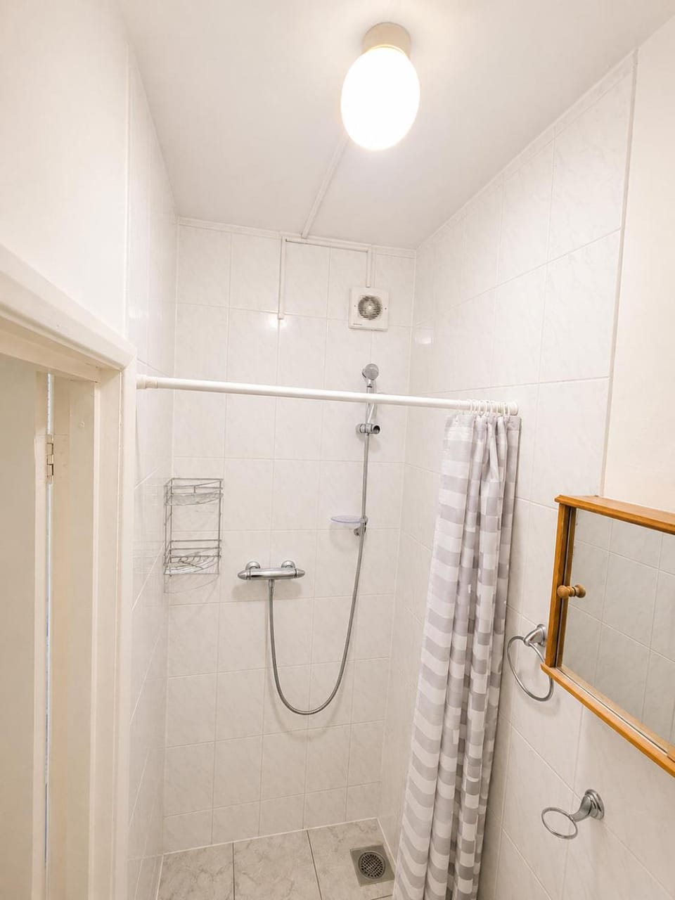Catherine Gardens Apartment Hounslow Apartment in Isleworth