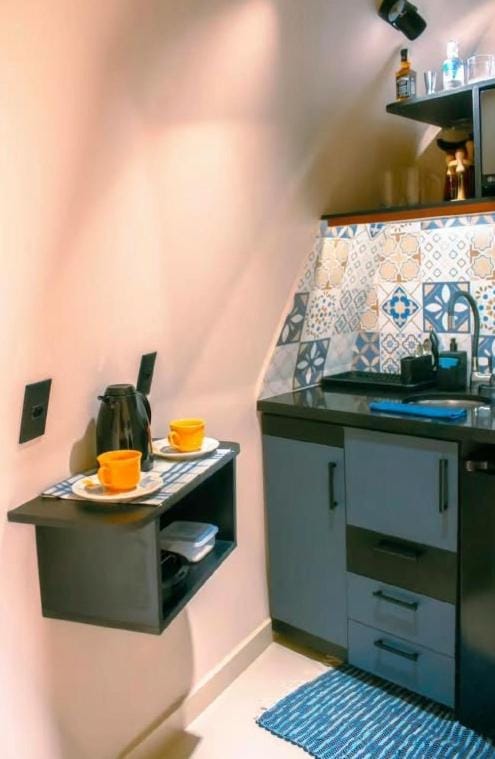 Kitchen or kitchenette, Bedroom, minibar, stove