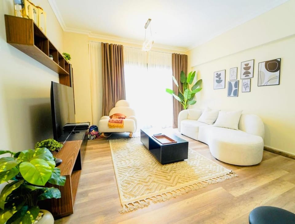 فيلا باقامه راقيه وافضل الخدمات في بيفري هيلز Apartment in Egypt