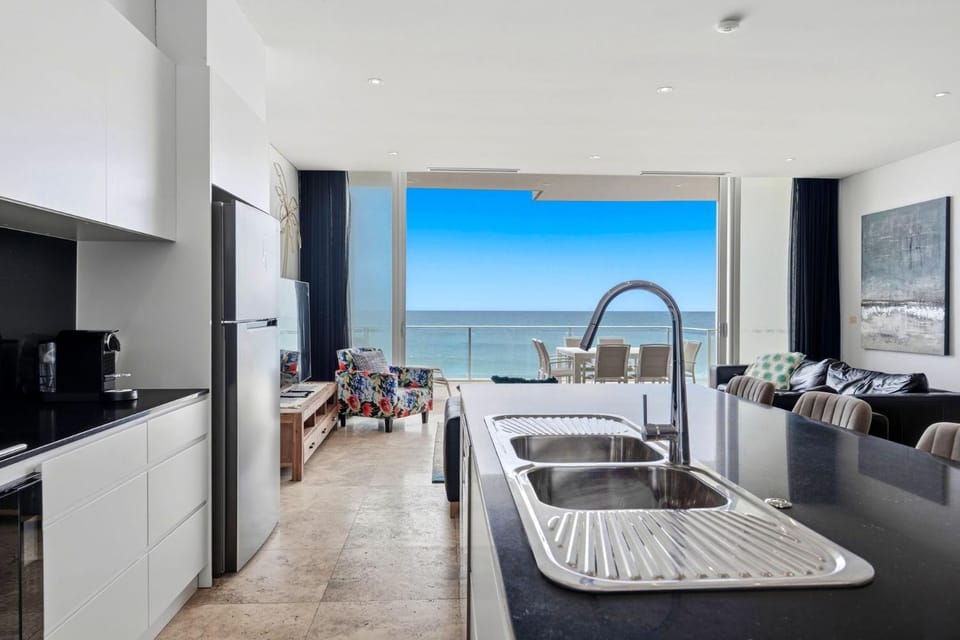 Paradise Penthouse Apartment in The Entrance