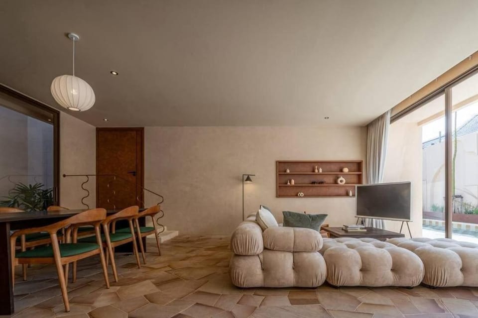 Living room, Photo of the whole room, Seating area