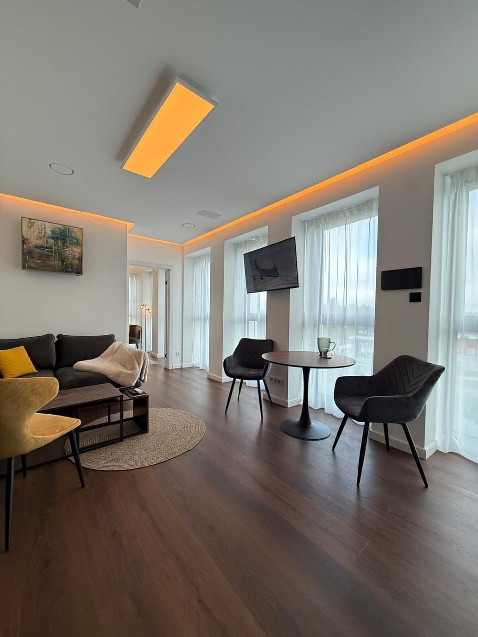 TV and multimedia, Living room, Seating area