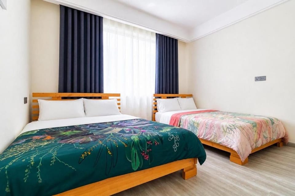 Luxury 3BR, Heated Pool, Walk to Quickmart Apartment in Nairobi County