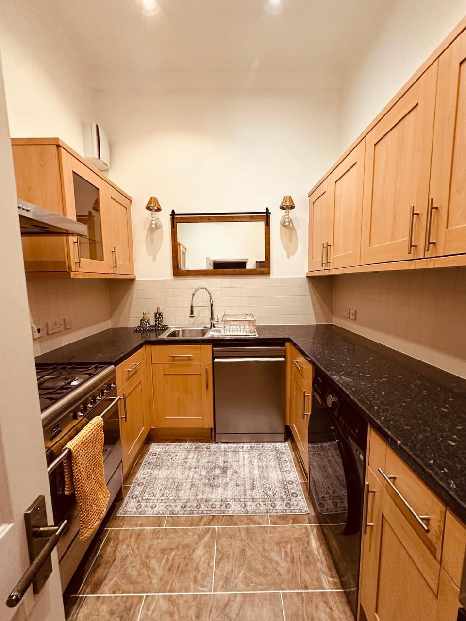 Kew Gardens Lodge Apartment in Brentford